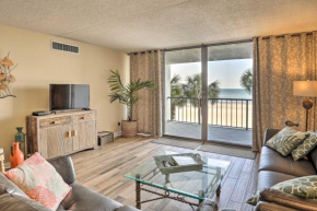 Chic Myrtle Beach Seaside Escape with Pool Access!